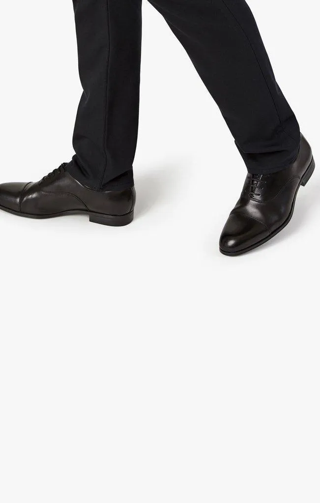 34 Heritage Courage Straight Leg Jeans in Onyx Commuter