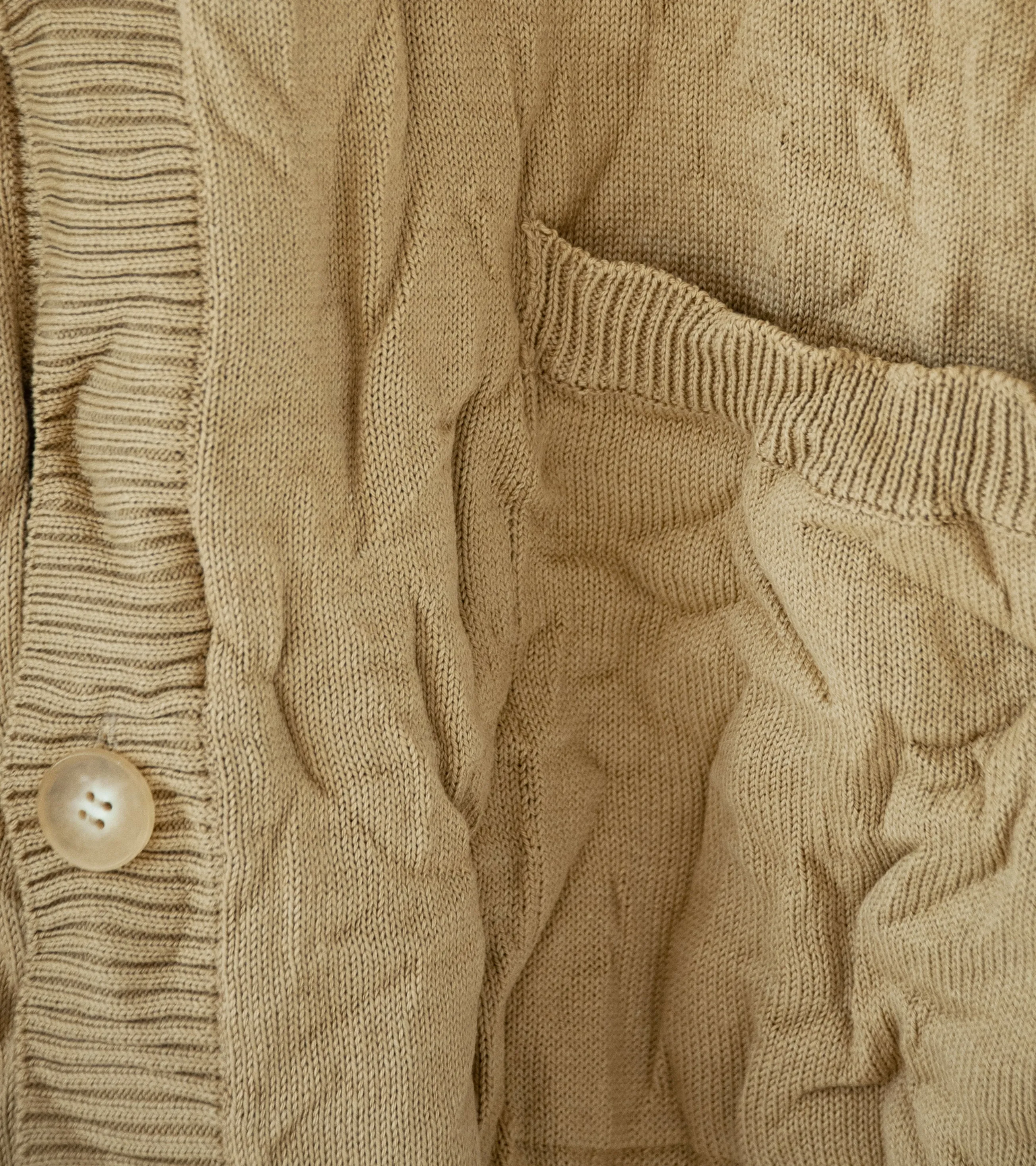 Auralee 'Wrinkled Dry Cotton Knit Cardigan' (Beige)