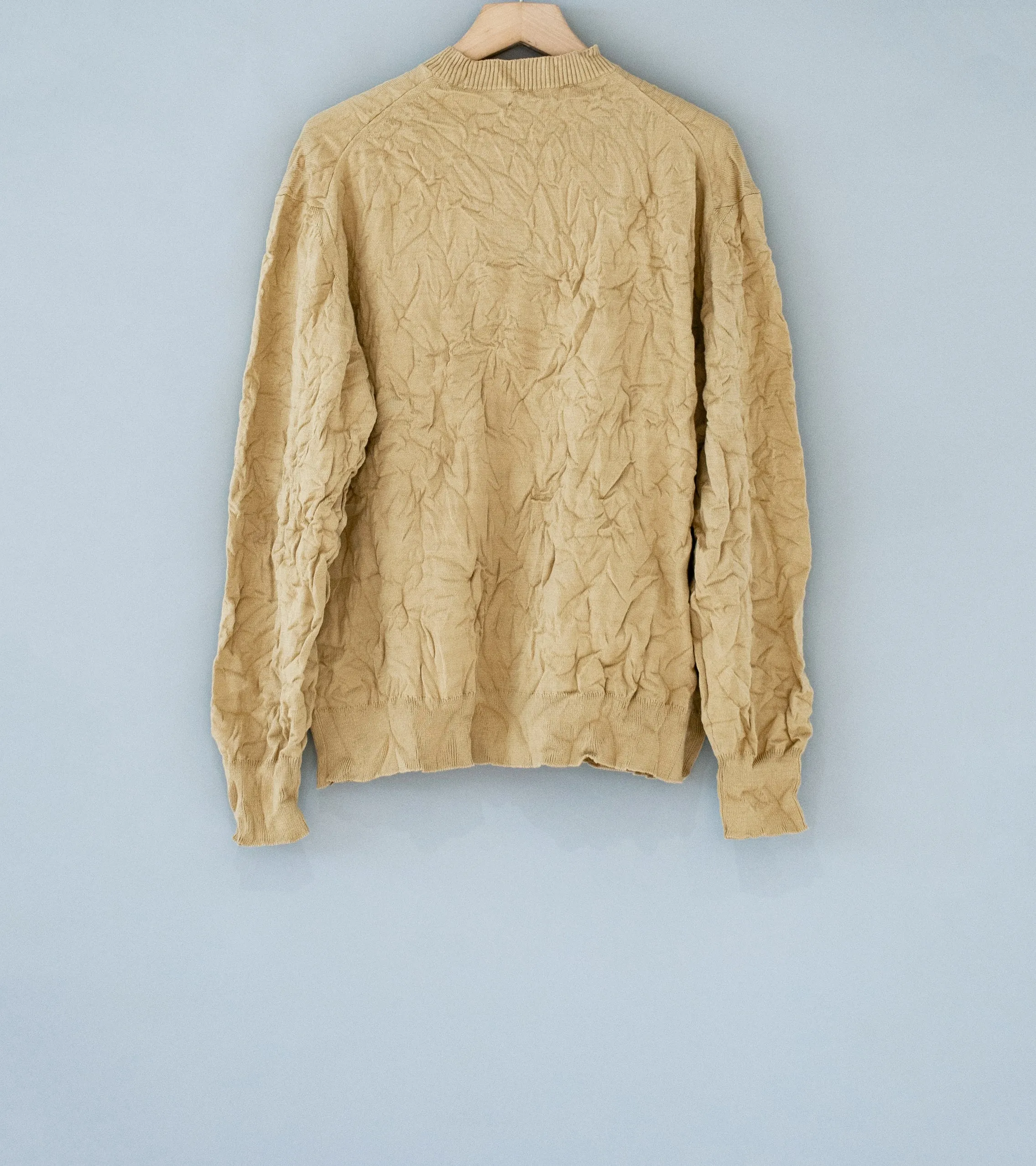 Auralee 'Wrinkled Dry Cotton Knit Cardigan' (Beige)