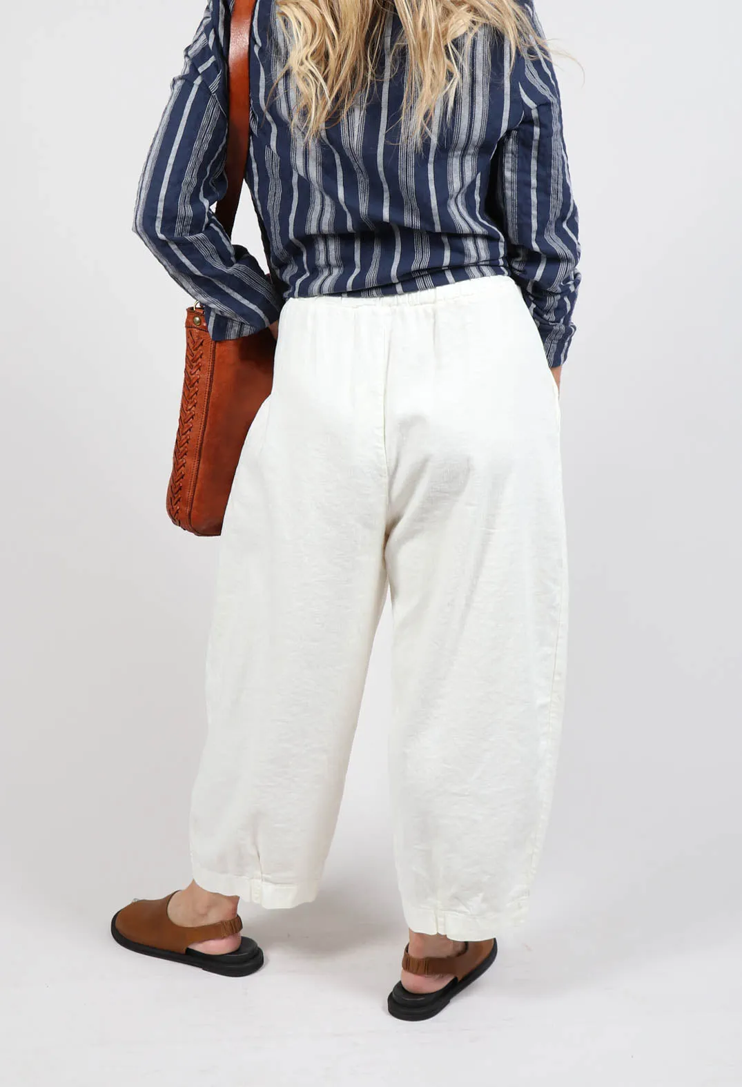 Bianco D Trousers In Mandorla