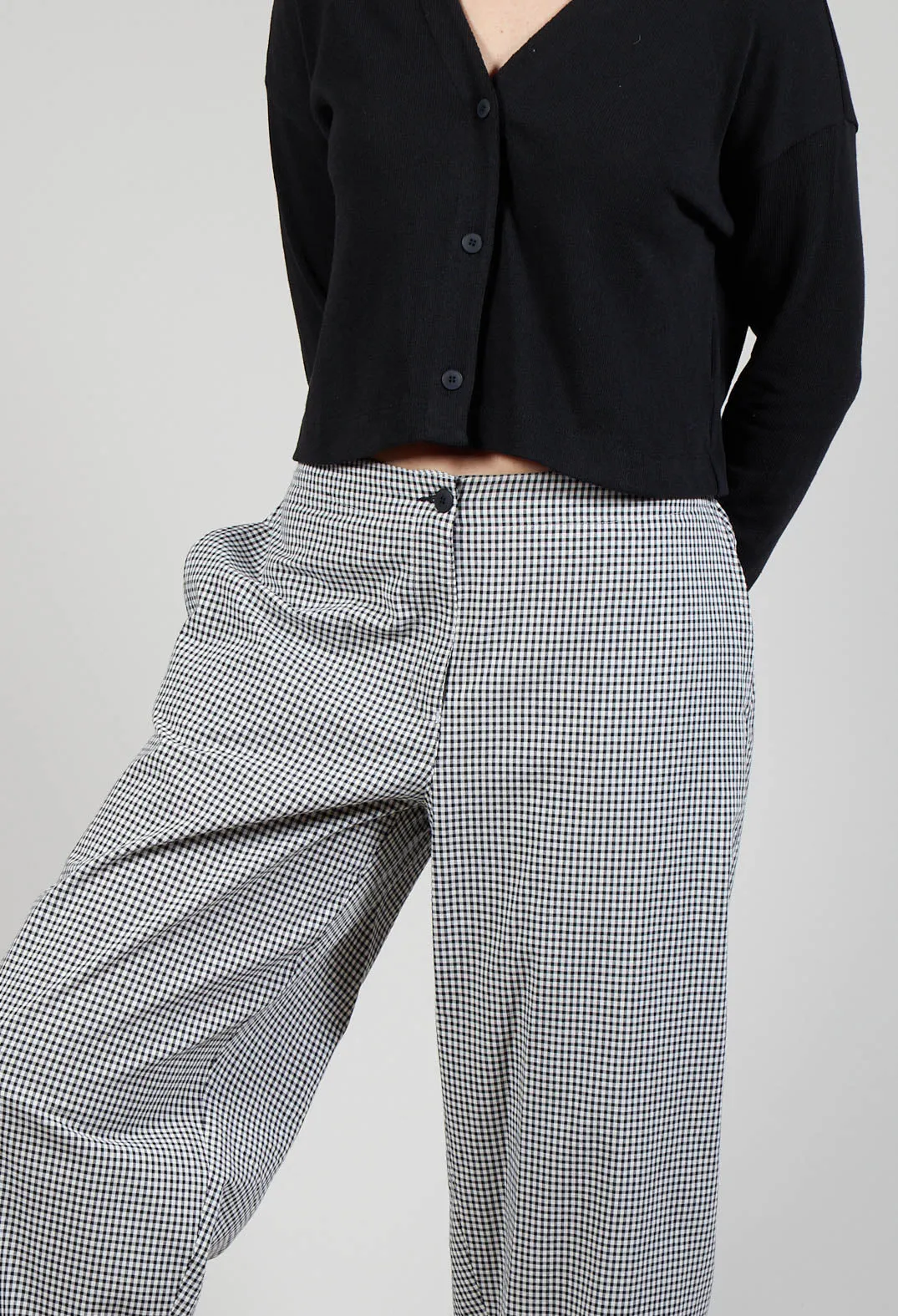 Cropped Trousers in Black Check