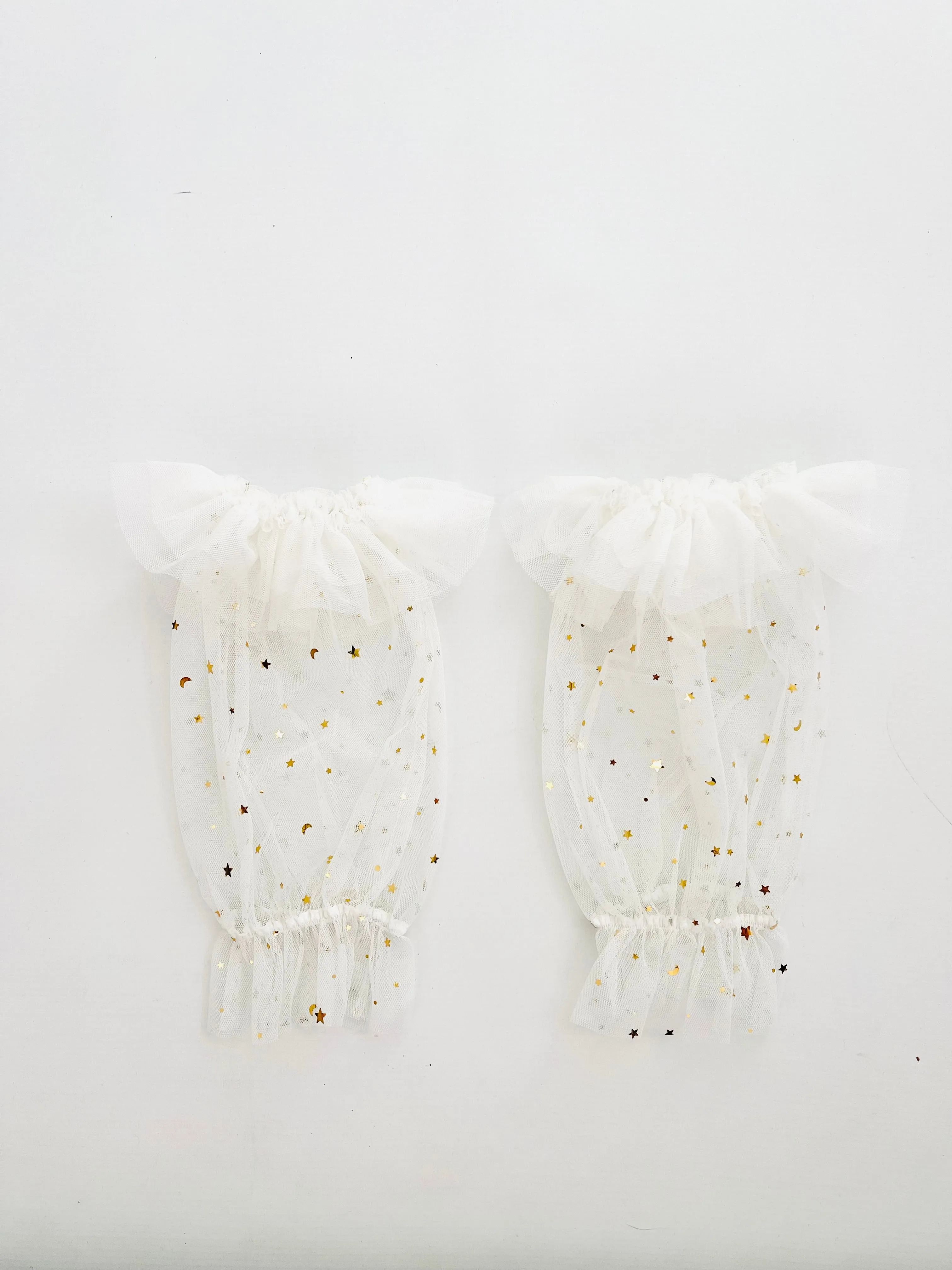 DOLLY STARS & MOON   'RUFFLE YOUR LIMBS' GLOVES/ LEGGINGS white