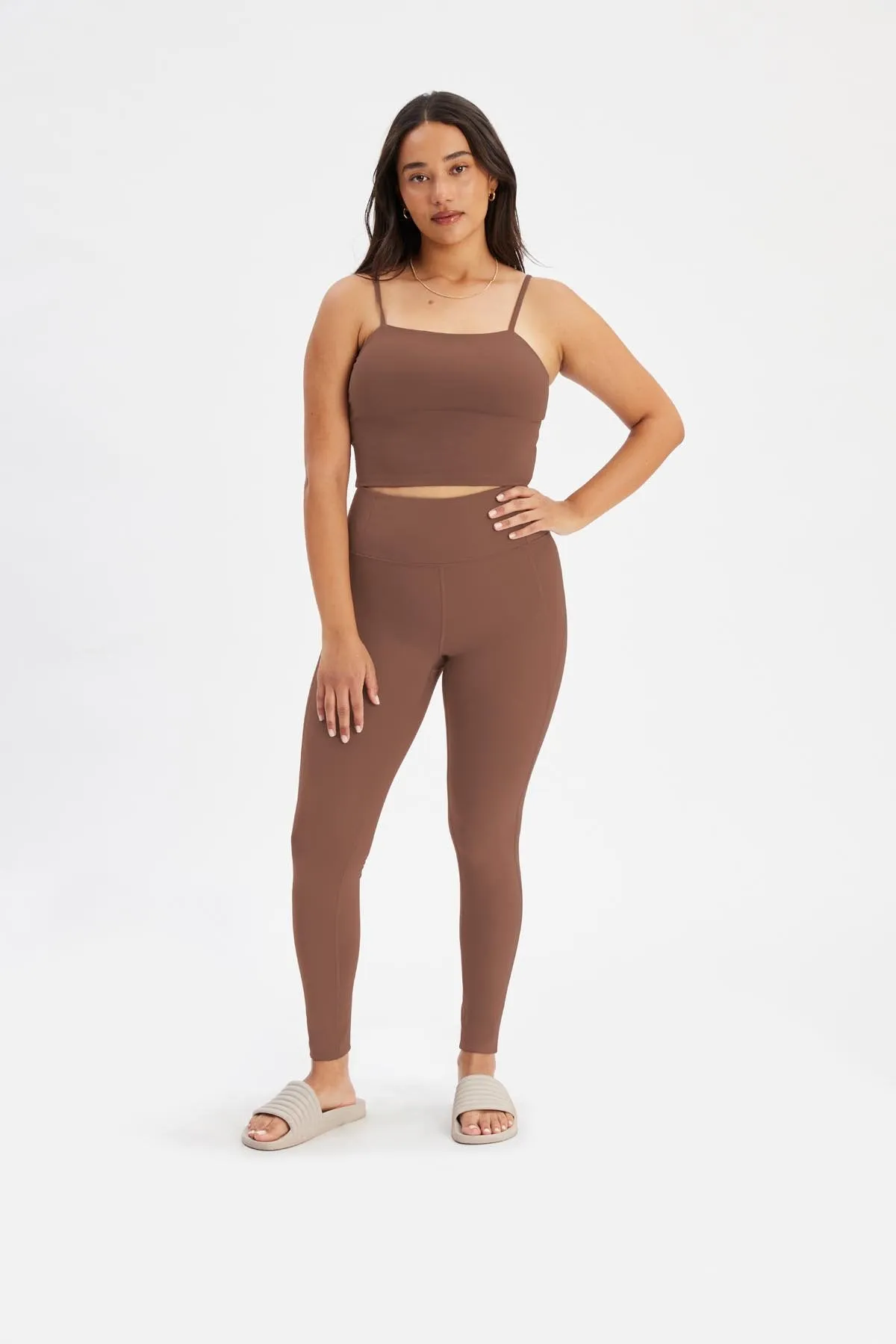 High-Rise Compressive Legging 23.75