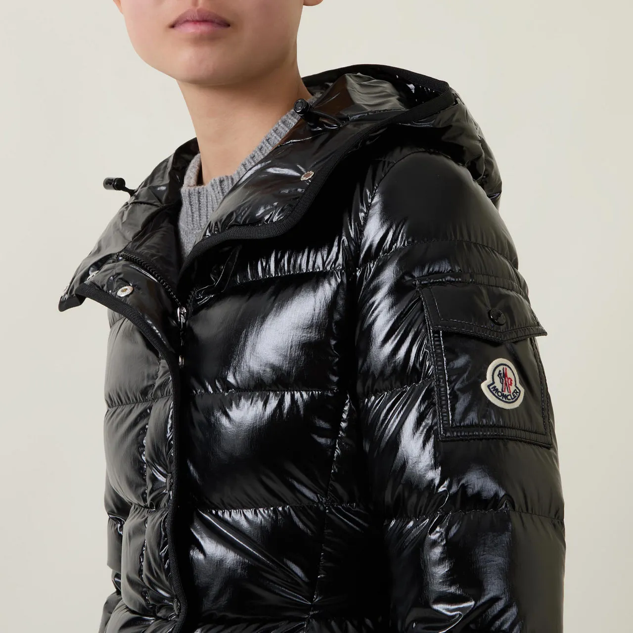 MONCLER Barante Short Down Jacket - Black