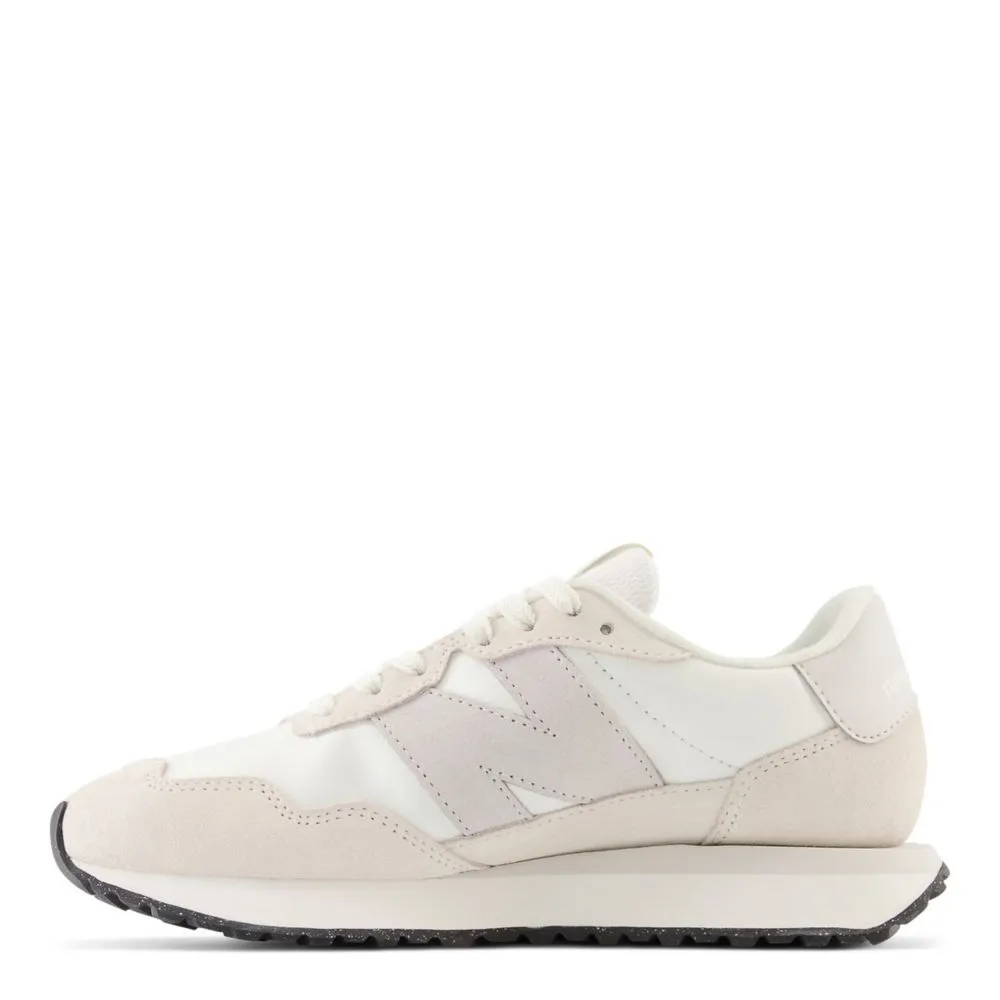 NEW BALANCE  WOMENS 237 SNEAKER