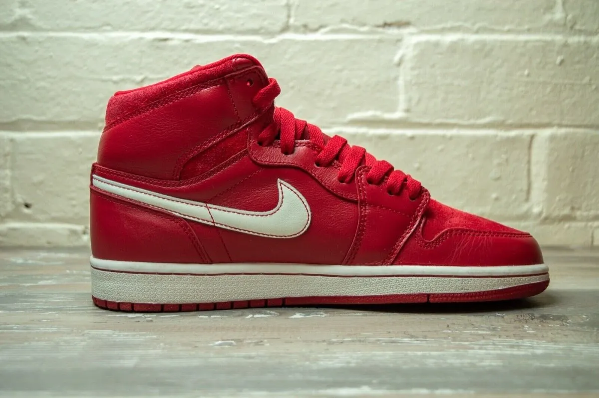 Nike Air Jordan 1 High Retro Gym Red 555088 601