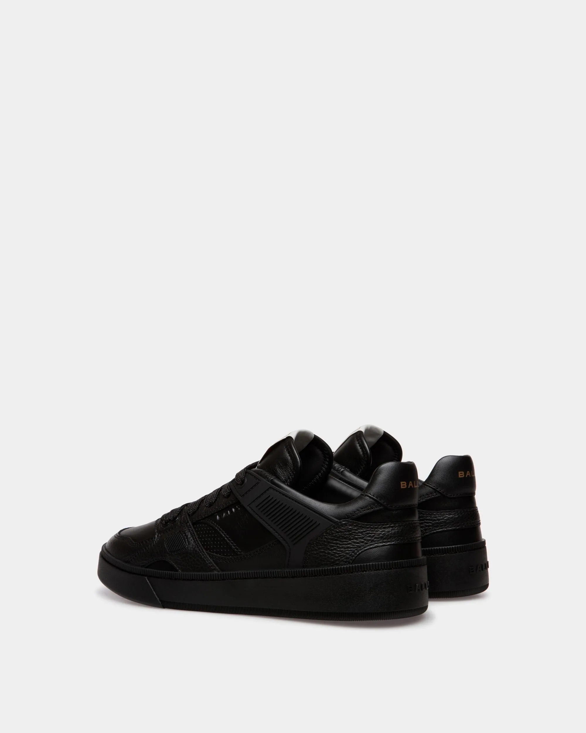 Raise Sneaker in Black Leather 